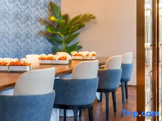 Yitel Collection Hotel (Ningbo Old Bund Sanjiangkou)