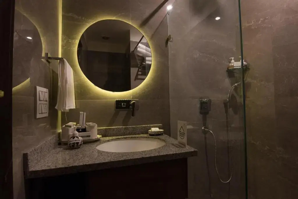 HOLYWATER Hotel by Ganga Kinare #150 mts from Ganga Ghat Rishikesh