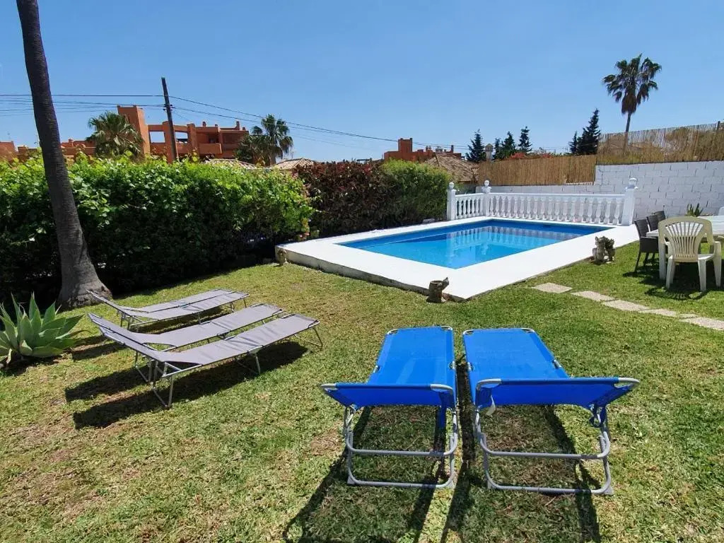 Beautiful 5 Bedroom Villa, Sea Views, Private Pool