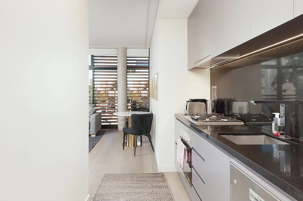 Uber Chic Newtown Designer Pad H392