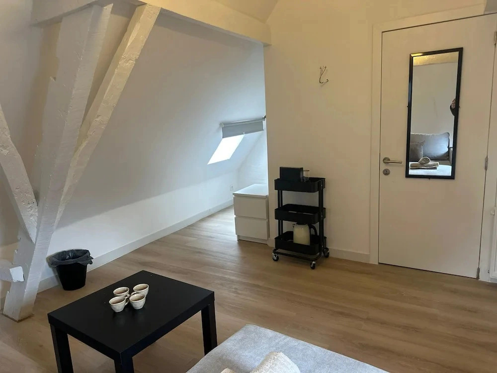 Modern Studio Near the Heart of the City