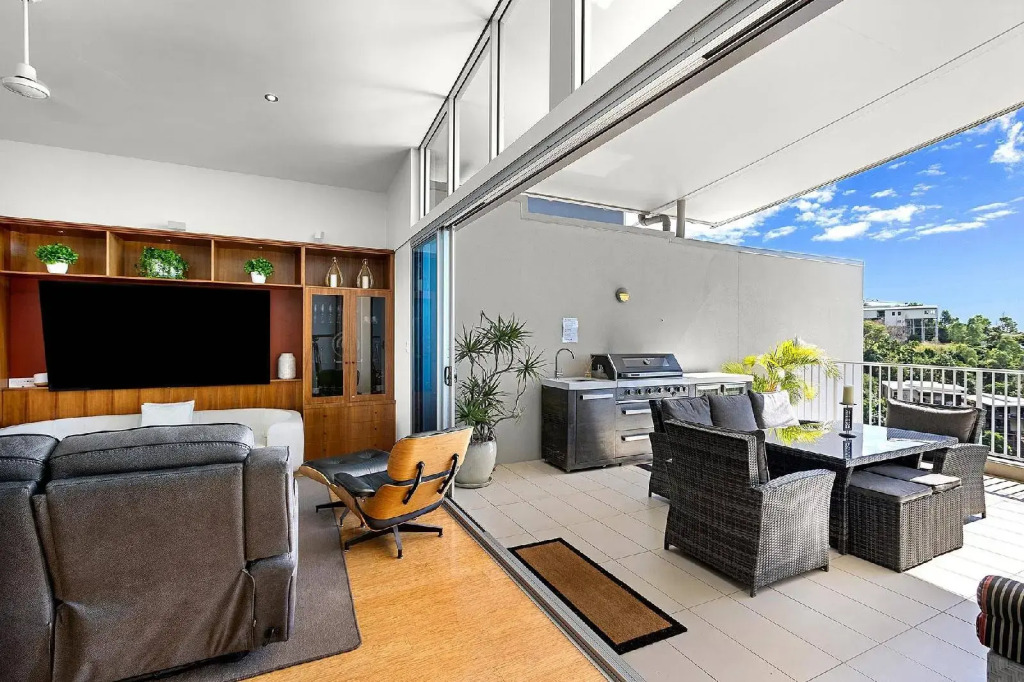 Coral View at Azure Sea