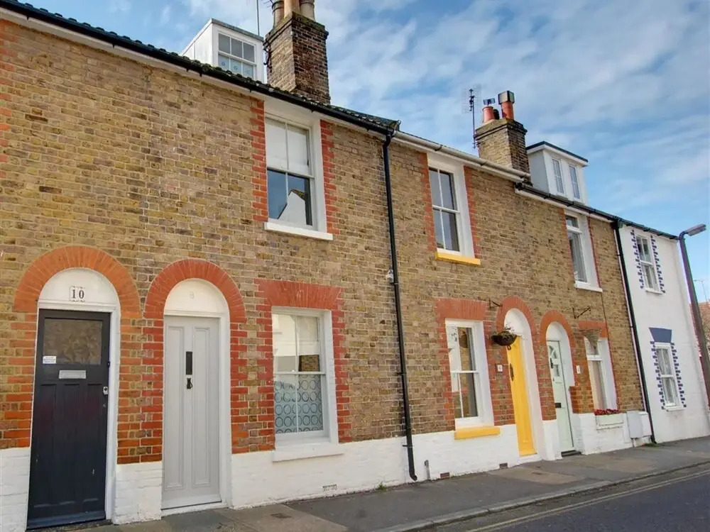 Lovely Holiday Home in Old Town of Whitstable near Beach