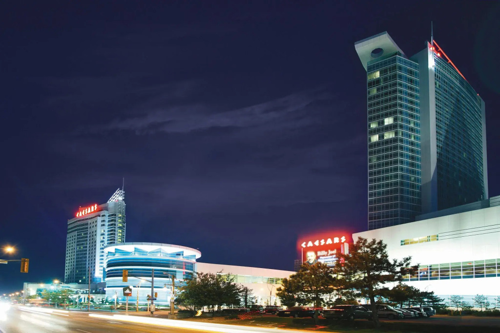 Holiday Inn Windsor - Ambassador Bridge by IHG