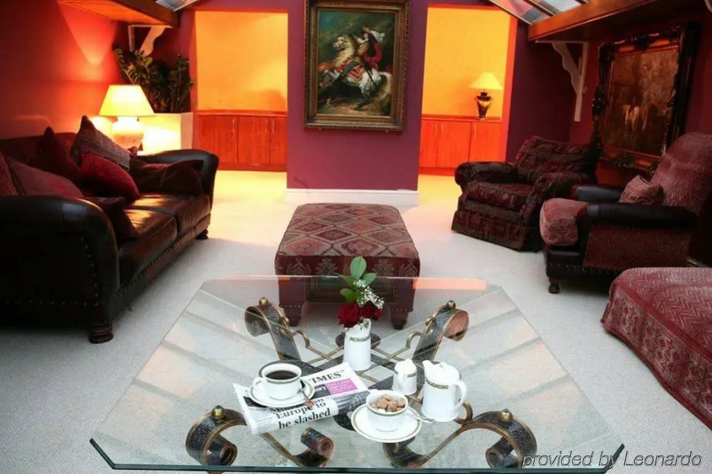 Grand Hotel