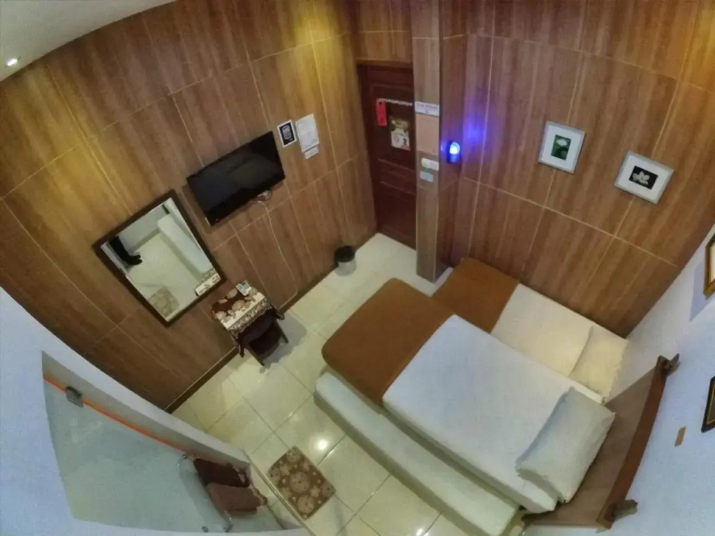 Cabin Hotel Bhayangkara