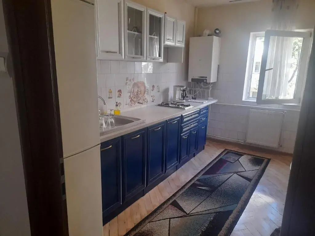 Inchiriez apartament in regim hotelier cu 2 camere
