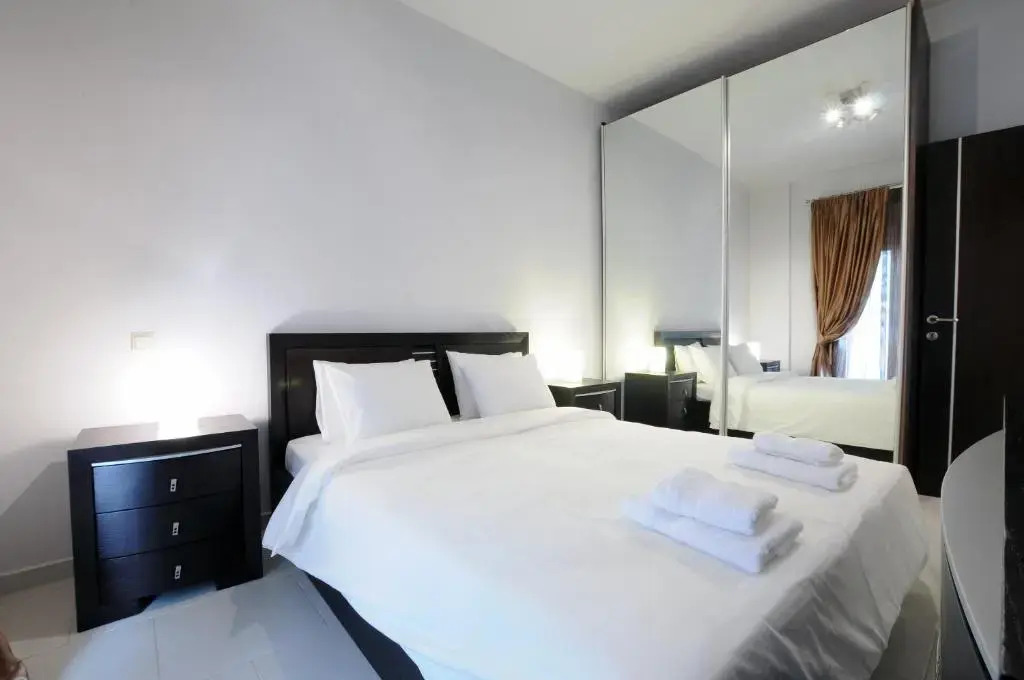 F & B Collection - Apartment for 3