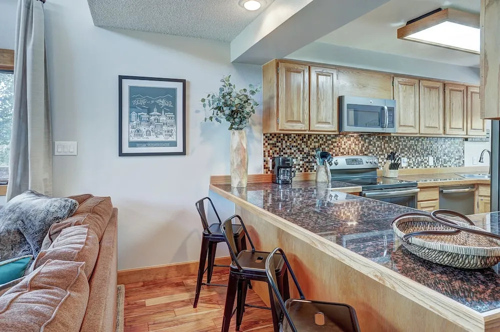 Sophie's Chalet 3 Bedroom Townhouse by Redawning