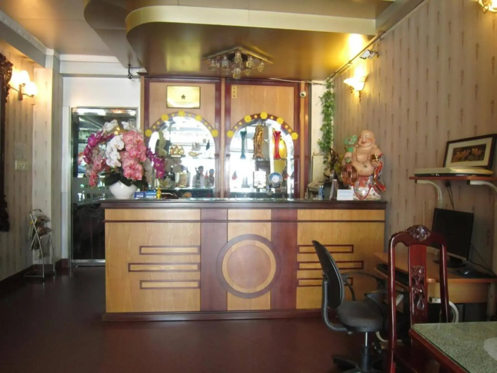 Tan Hoang Long Hotel District 5