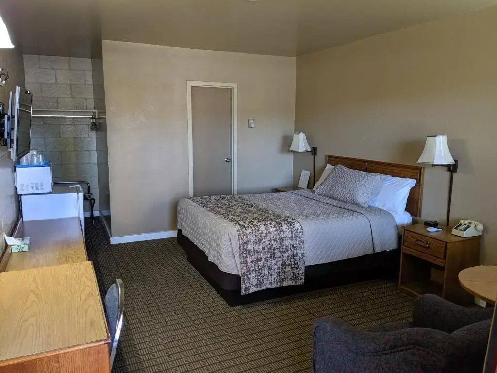 Economy Inn