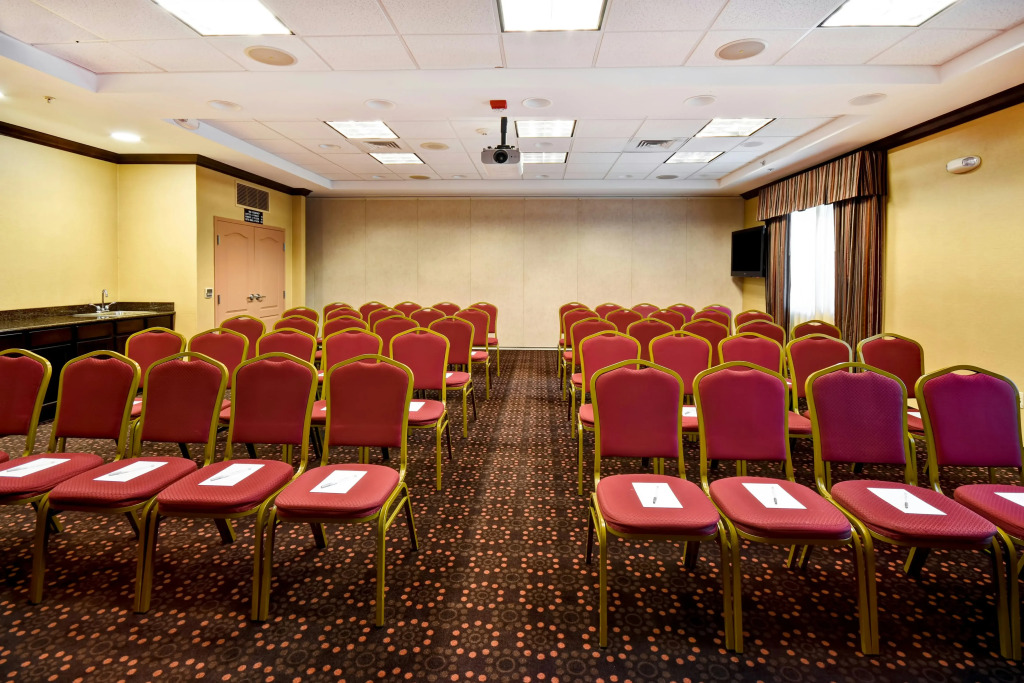 Hampton Inn & Suites Folsom