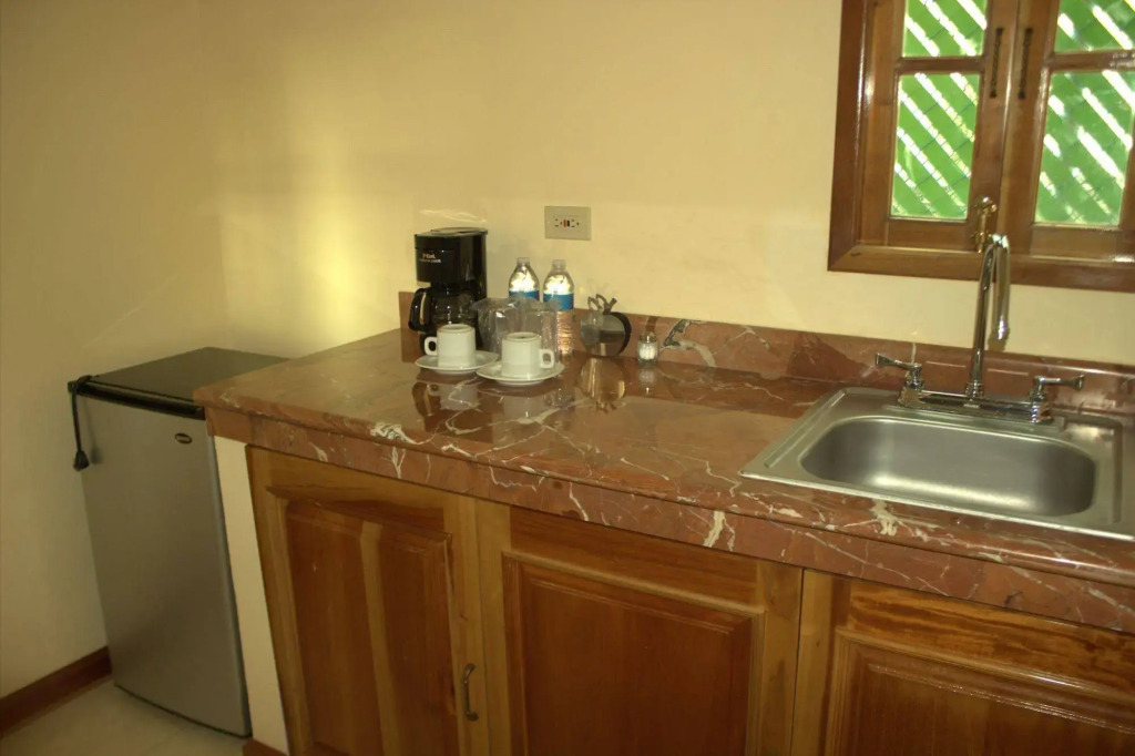 Cancun International Suites