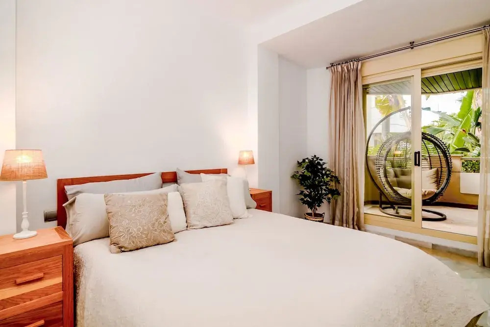 FA-Fab 2 bedroom apt in and outdoor pool