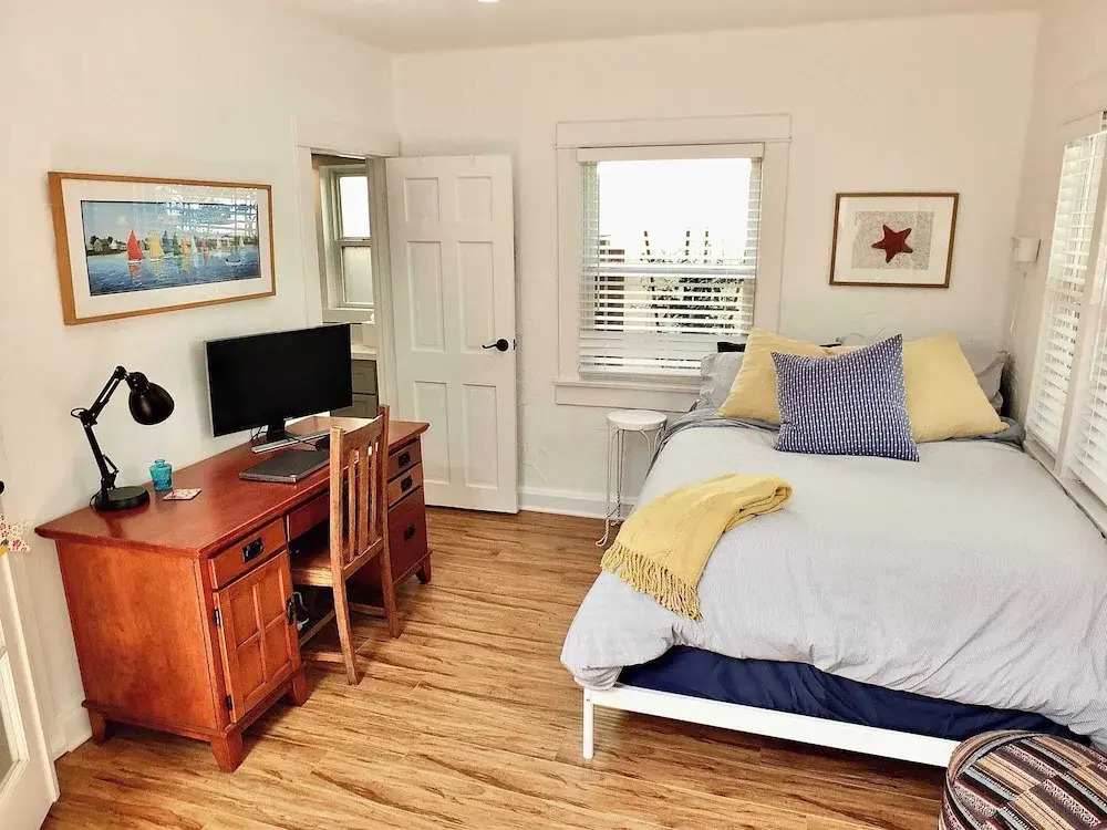 Park Avenue Beach Paradise Chic & Secluded 4 BDR