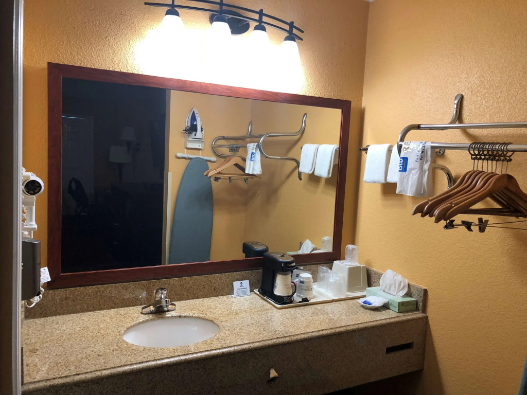 Best Western Executive Inn