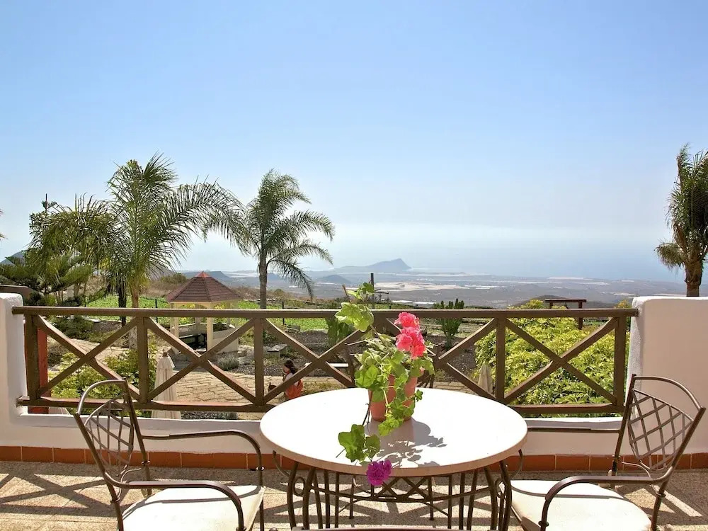 Canarian Apartment in San Miguel with Hot Tub