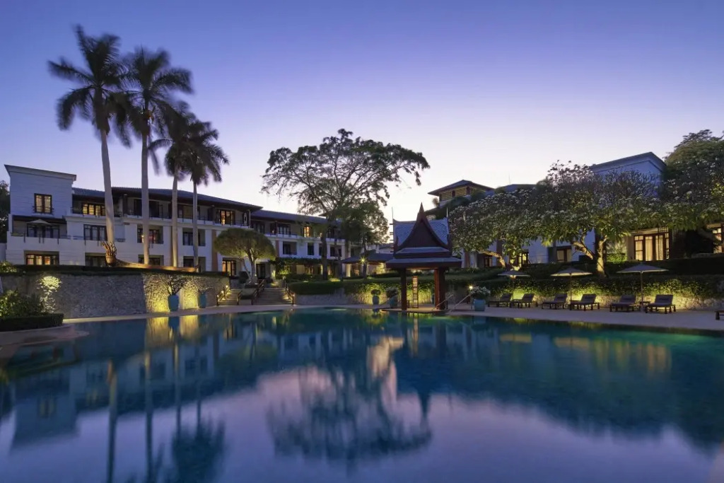 Chiva-Som International Health Resorts