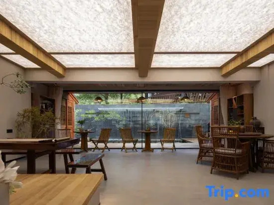 Muyin Pure Joy Mountain Retreat