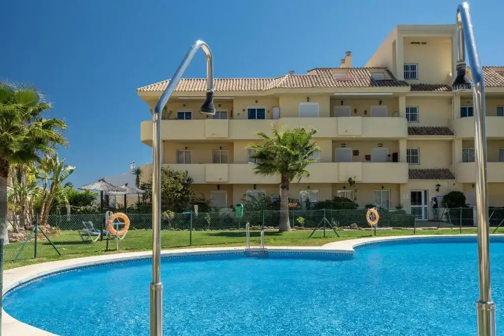 2263 - Beautiful apt close from beach