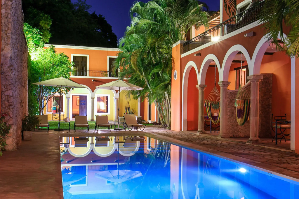 Casa Jade Hotel