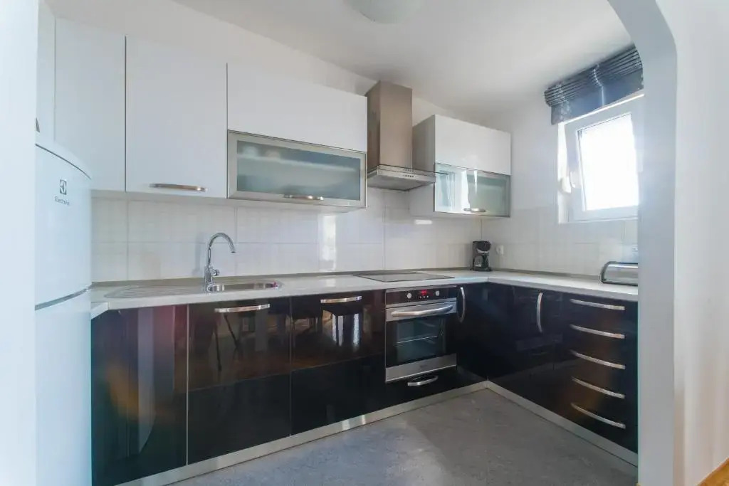 Villa Klara with 72 sqm pool and view on Split and islands