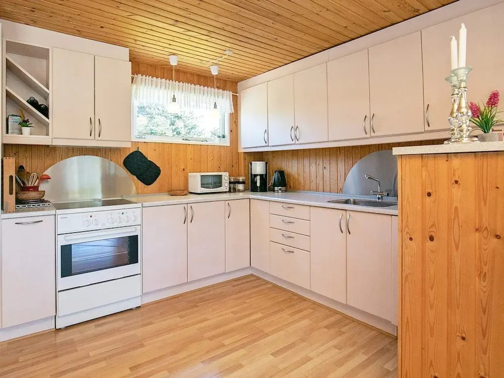 Vintage Holiday Home in Jutland near Sea