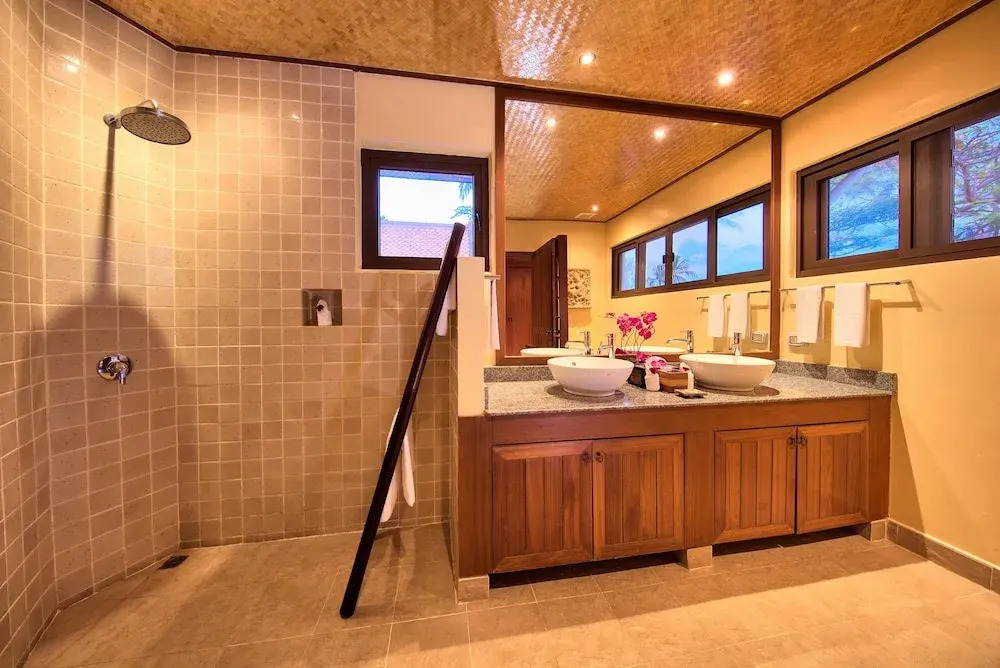 Baan Buaa - Beachside Pool Villa