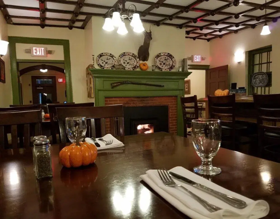 Washington Inn and Tavern