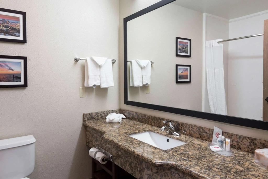 Comfort Suites Monroe