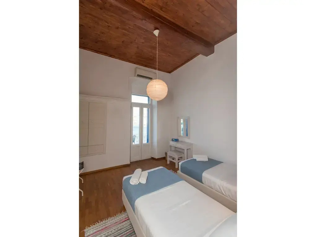 Mykonos Old Harbor Suite