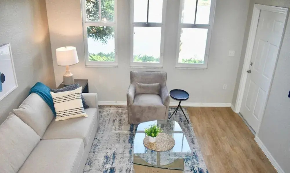 Landing Modern Apartment With Amazing Amenities Id5223