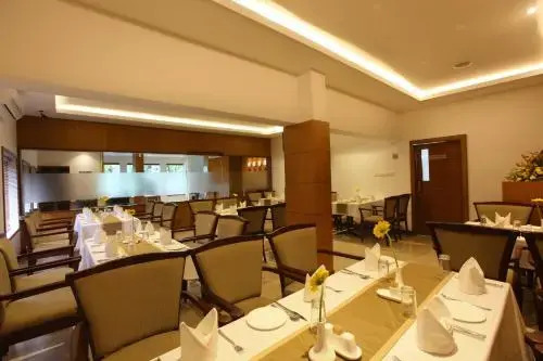 Hotel Samudra Sreekandapuram