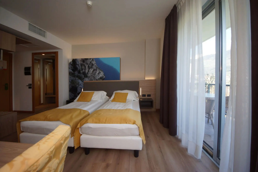 Ambassador Suite Hotel