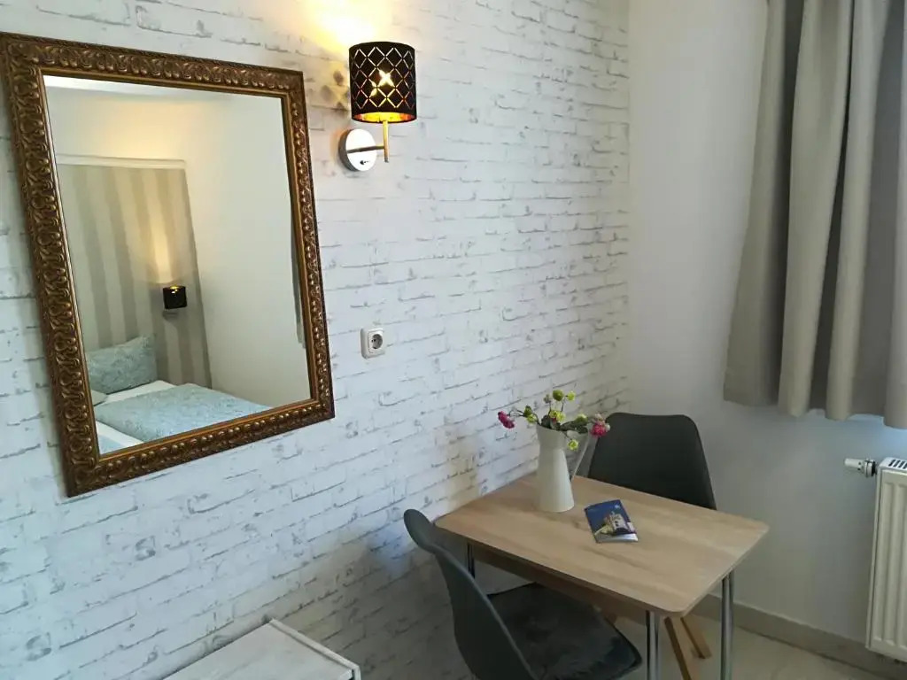 House LA Neuschwanstein Blick - Budget City Hotel
