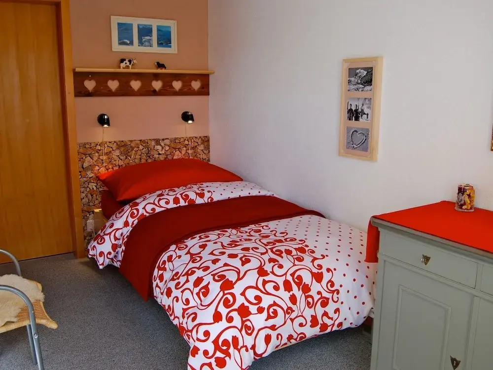 Mountain Chalet With Garden & Parking in Grindelwald