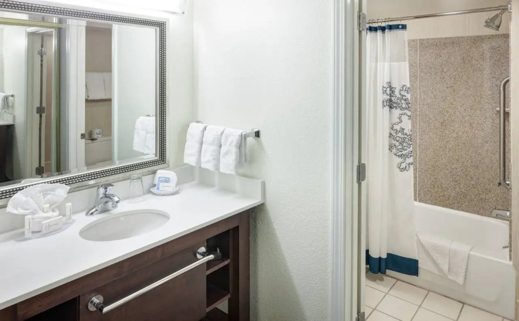 Residence Inn Kansas City Country Club Plaza