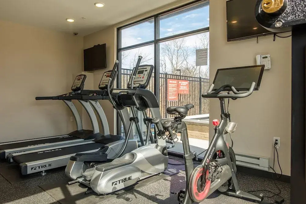 FRONTDESK Core Apts Campustown Ames