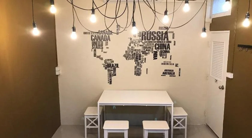 Charoenpong Apartment