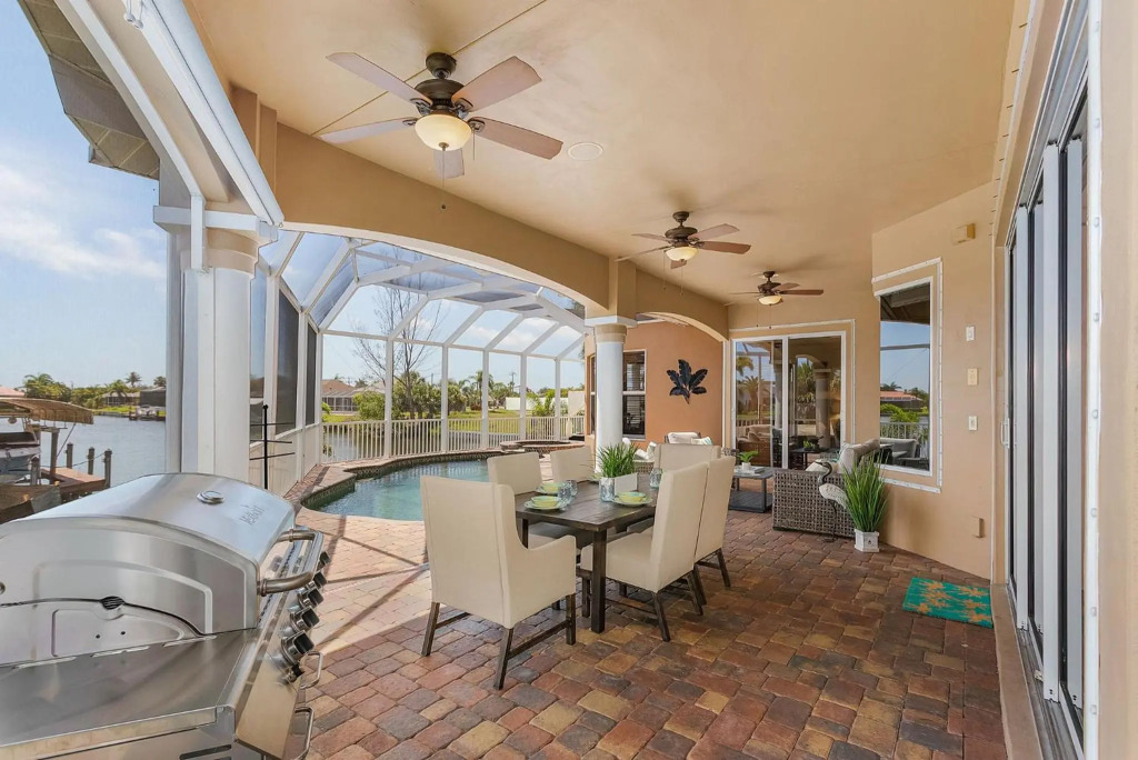 Private Luxury Villa with Heated Pool & Spa, Game Room, & Kayaks - Villa Coral Breeze - Roelens