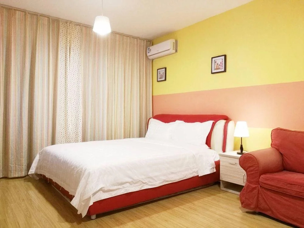 Merry Hotel