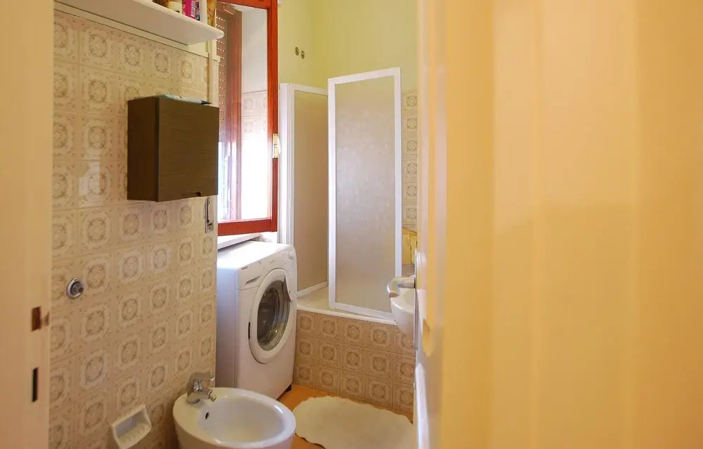 Beautiful Apartment in Grottammare With 1 Bedrooms