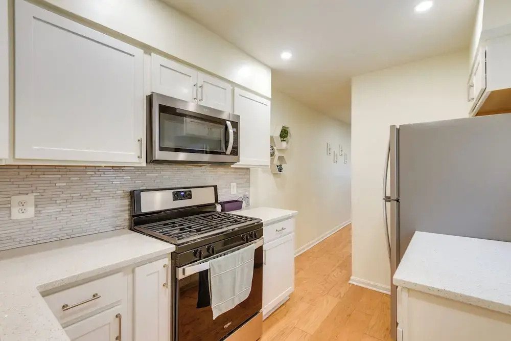 Baltimore Townhome Near Oriole Park w/ A/c!