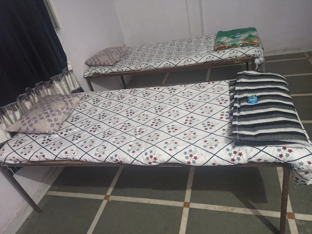 Maa Kaamal Deep - Homestay and PG