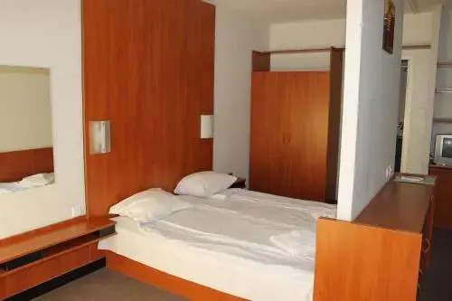 Bisser Aparthotel