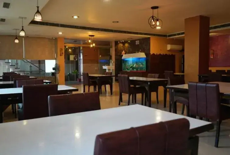 Hotel Center Point