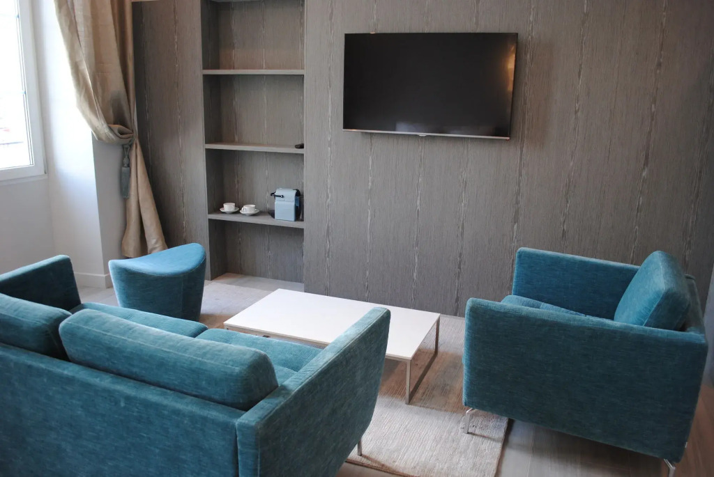 Les Suites Massena