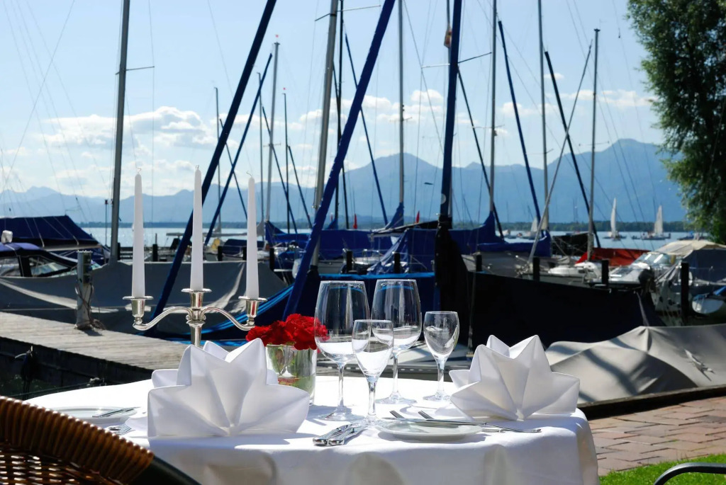 Yachthotel Chiemsee GmbH