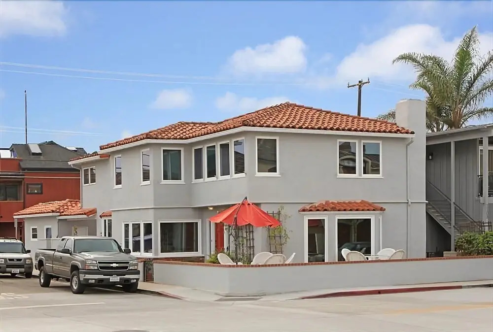 1101 W Bay Ave Sml 4 Bedroom Home