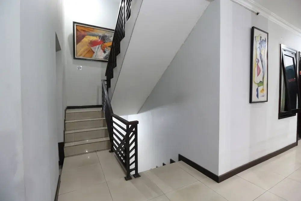 Airy Lengkong Buah Batu 152 Bandung